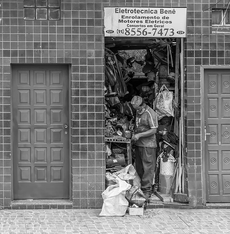 Electrical contractor working in a residential home